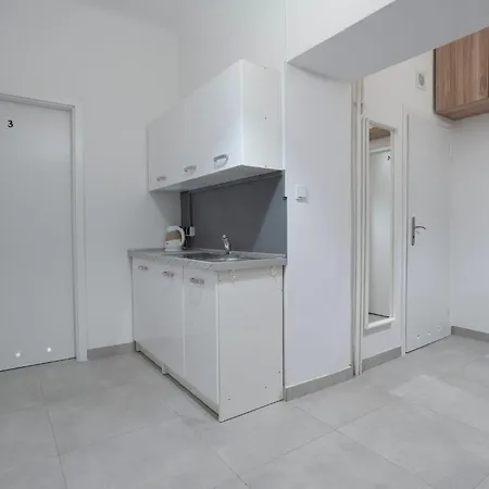 Flat At Plac Konstytucji 아파트