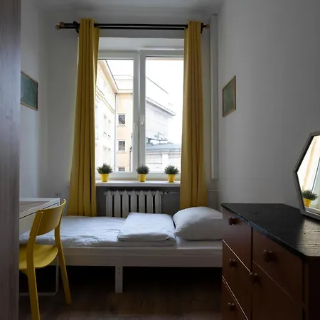 Flat At Plac Konstytucji Appartamento